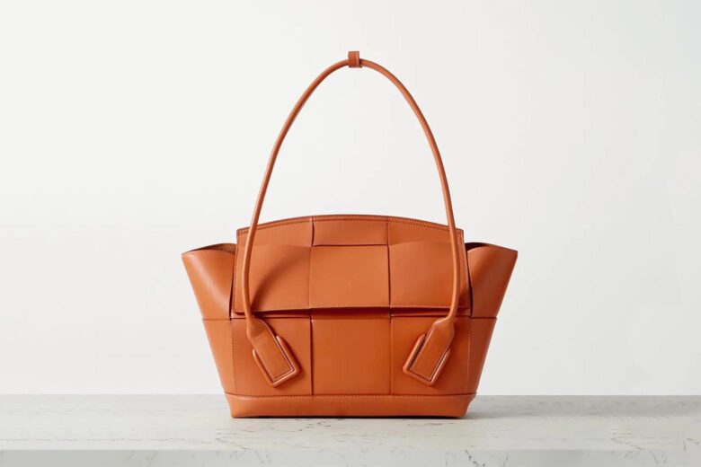 best travel tote bags women leather bottega veneta review - Luxe Digital